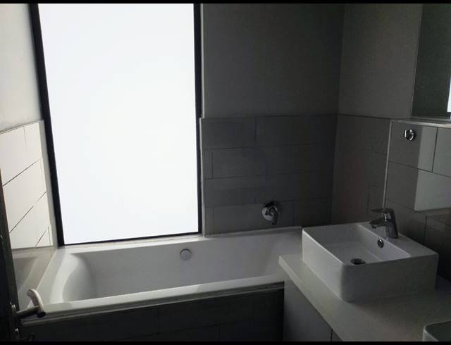 2 BEDROOM APARTMENT FOR SALE IN MENLO PARK